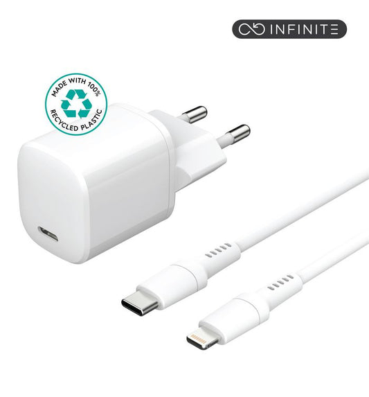 eSTUFF INFINITE Charger Kit PD 20W EU Plug Charger with 1,5m USB-C to Lightning Cable - White