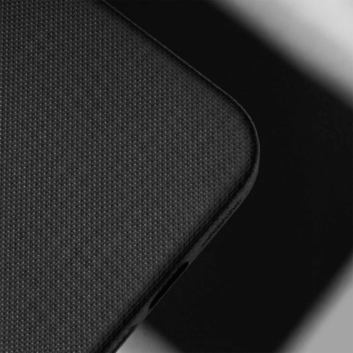 Etteri Elegant Mag case for iPhone 17 6,3" Black