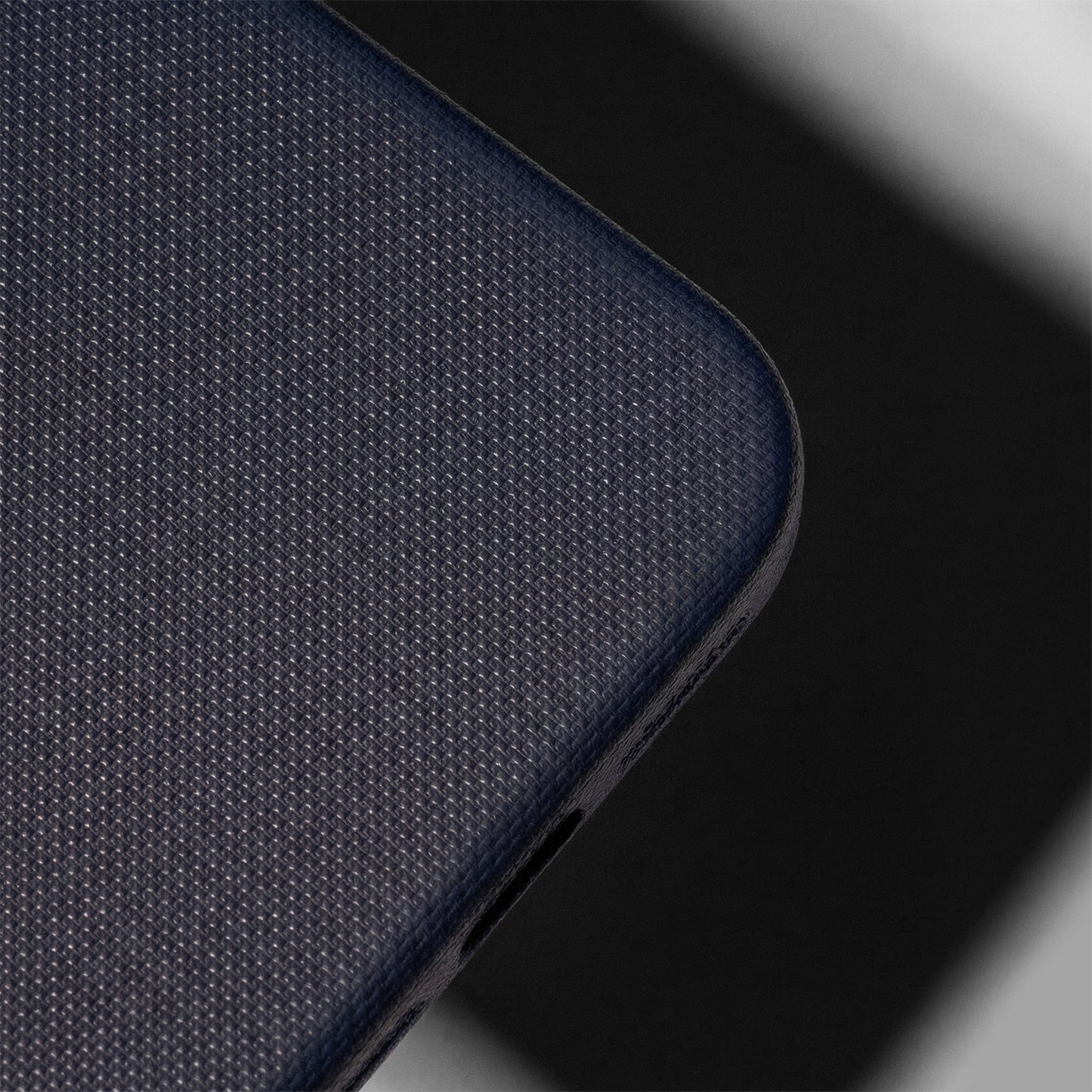 Etteri Elegant Mag case for iPhone 17 Pro Max 6,9" Dark Blue