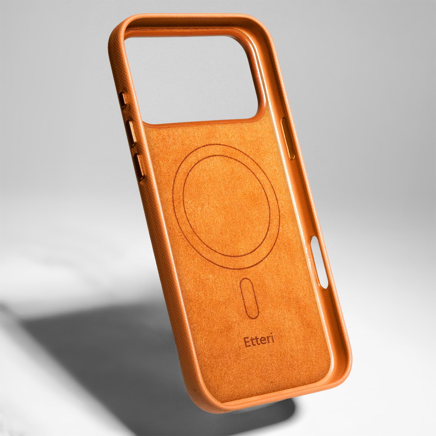 Etteri Elegant Mag case for iPhone 17 Pro Max 6,9" Orange