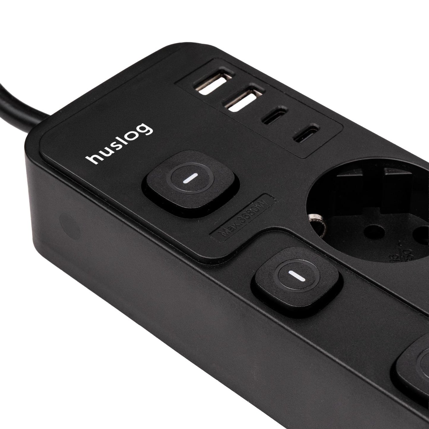 Streymstikk Power Zone við 2 x USB-A / 2 x USB-C / 4 x streym - NÝTT