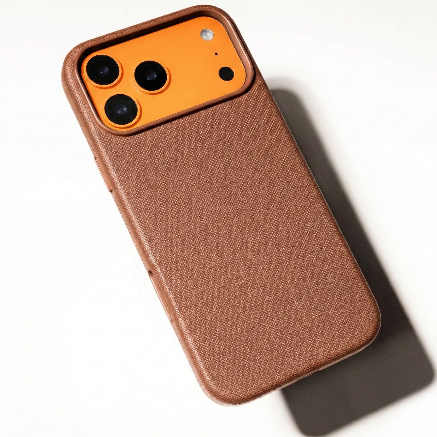 Etteri Elegant Mag case for iPhone 17 Pro 6,3" Brown