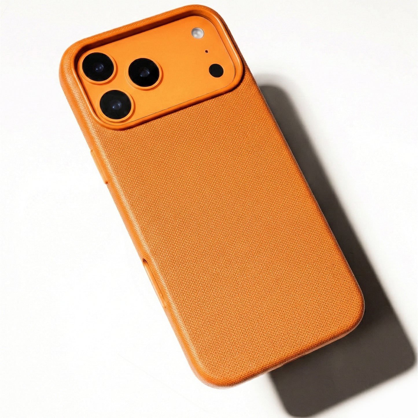 Etteri Elegant Mag case for iPhone 17 Pro Max 6,9" Orange